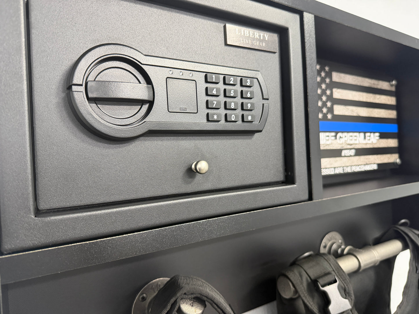 Duty Gear Rack with safe integration PERSONALIZED