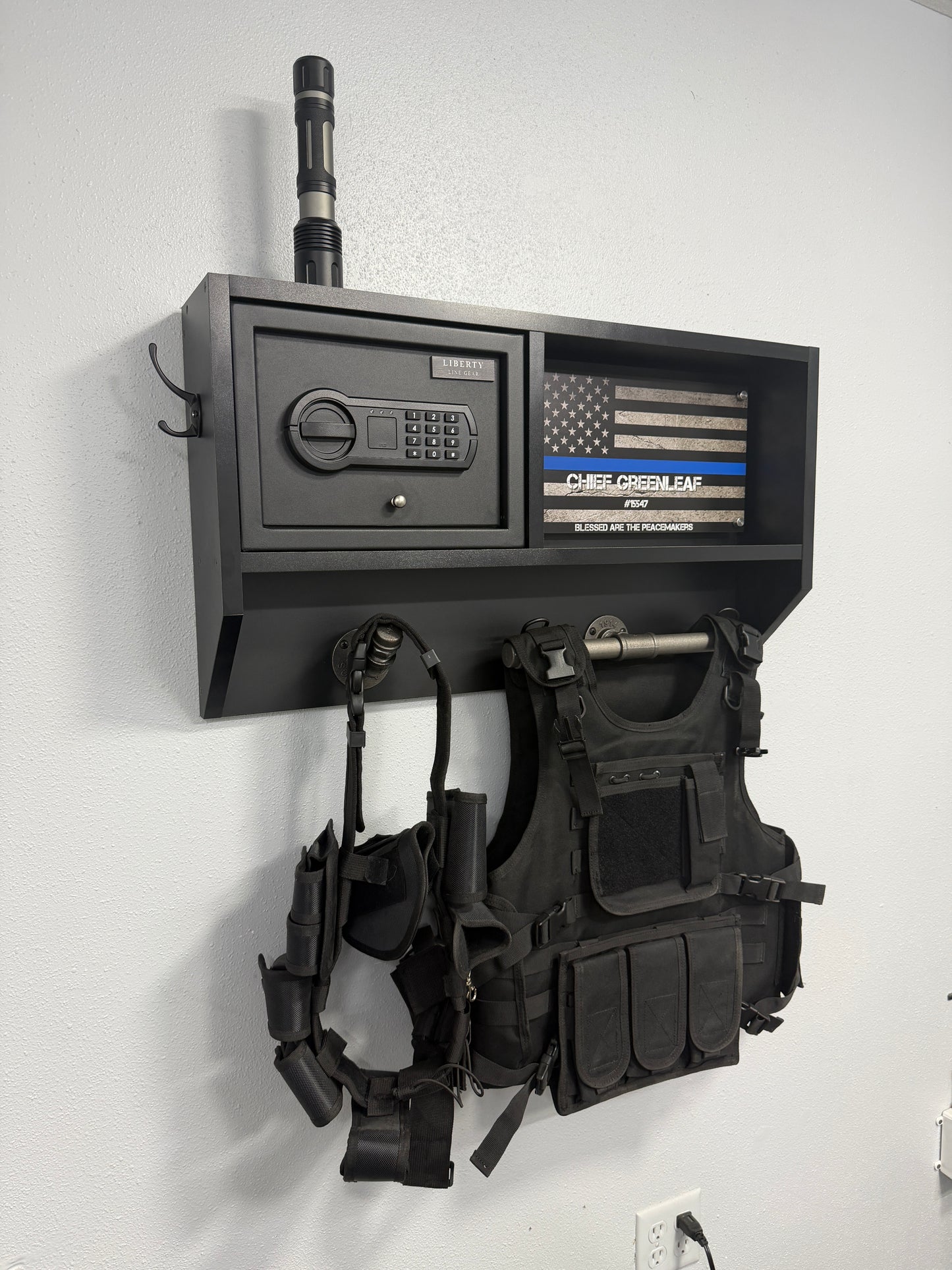 Duty Gear Rack with safe integration PERSONALIZED