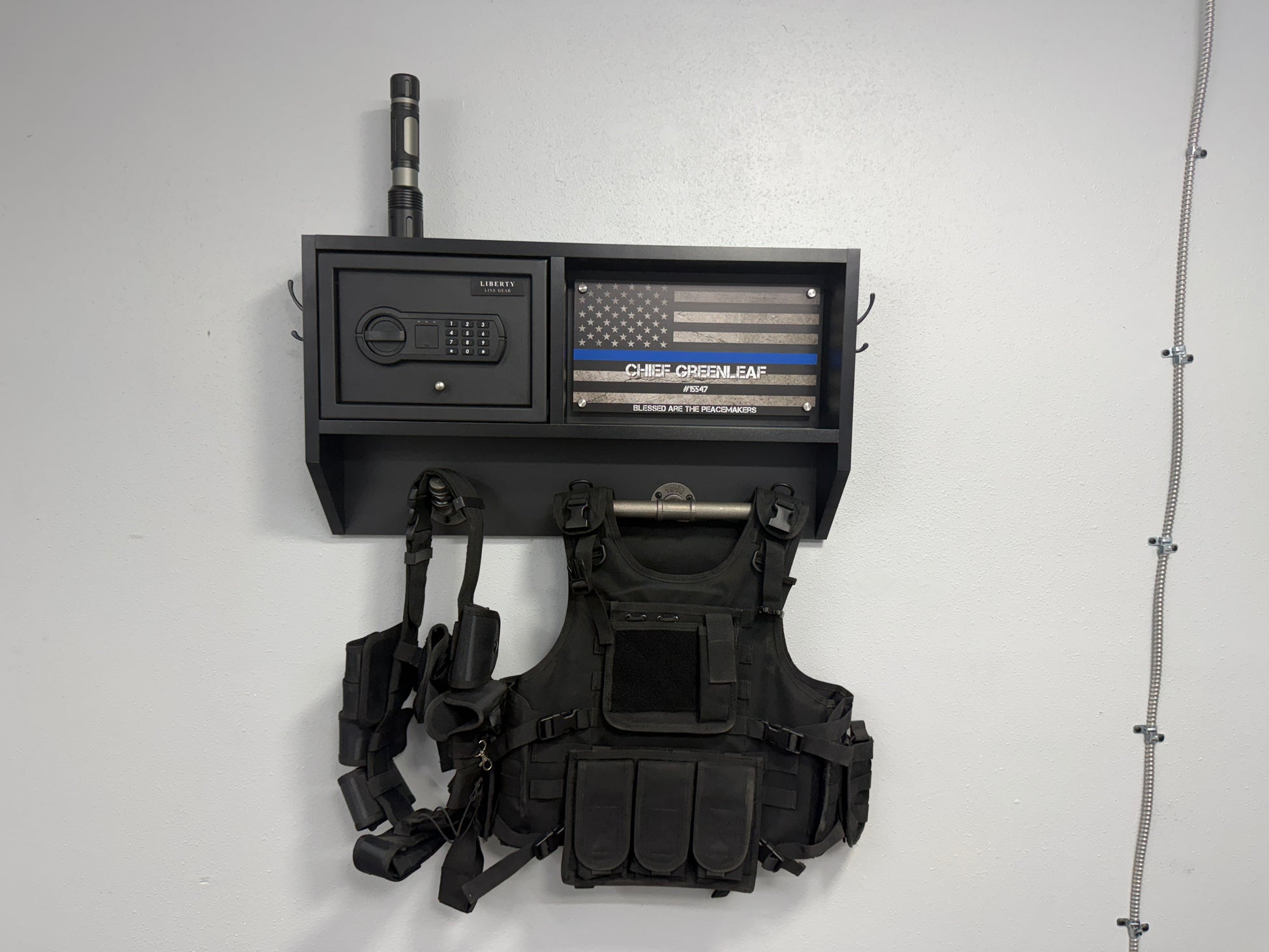 gear holder Duty Gear Rack with safe integration PERSONALIZED