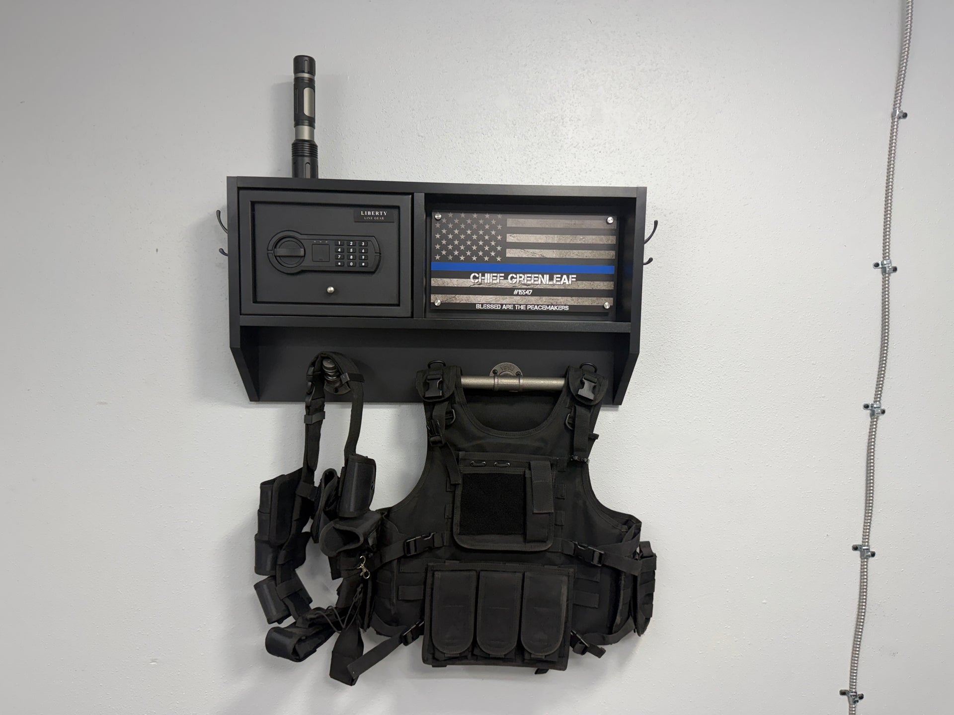 Duty Gear Rack with safe integration PERSONALIZED